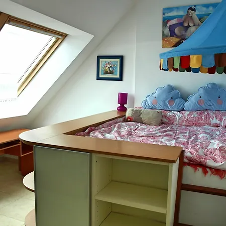 Flatguest - Quality Duplex Apartment